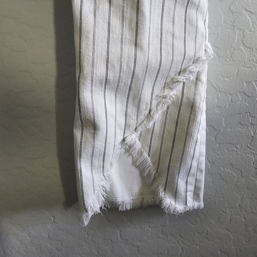 Citizens of Humanity Pin-Striped White Jeans, Size 28 - Picture 3 of 6